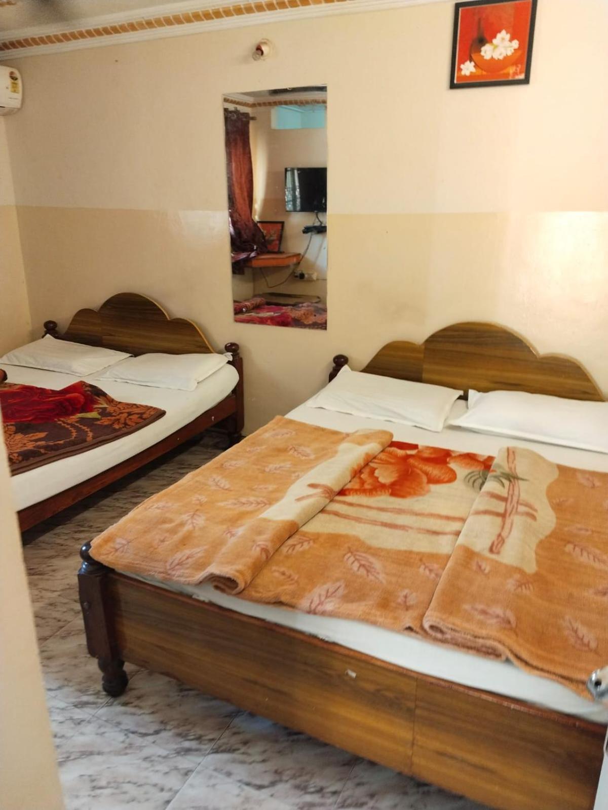 Nkf Residency Mysuru Hotel Kültér fotó